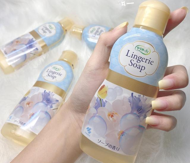 精选内衣洗衣液 小林制药高性价比与蓝宝丝愉悦香气的双重解析
